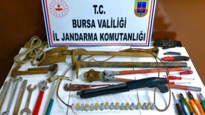  Bursa'da Jandarma Ekipleri, Yol Uygulamasında 'dur' İhtarina Uymayarak Kaçan