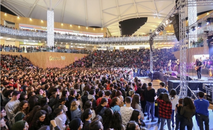  10 Burda 1.yaşını 10fest İle Kutladı