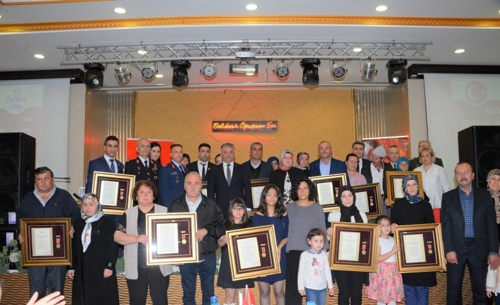 Balıkesir il sınırları içinde yaşayan 9 şehit yakını ve 2