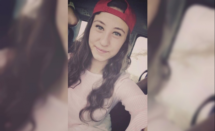 Balıkesir'de Herkesin Gözleri Önünde Alev Alev Yanan Otobüsün İçerisinde Can