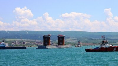 1915 Çanakkale Köprüsü’nün Lapseki ilçesinde yer alan Asya yakasındaki kule