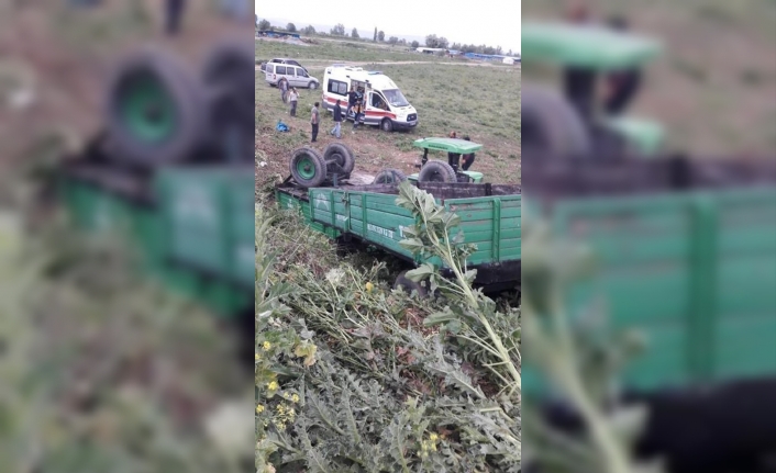 Bursa’da meydana gelen traktör kazasında ikizlerden biri hayatını kaybederken, diğeri