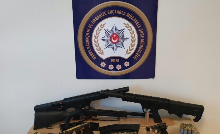 Bursa Kaçakçılık Ve Organize İşlerle Mücadele Şube Müdürlüğü Ekipleri Başsavcılık