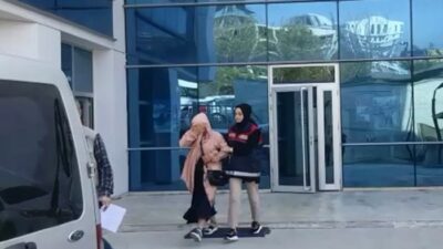  Bursa'da Kilitli Olmayan Evin Kapısını Kart Film İle Açan