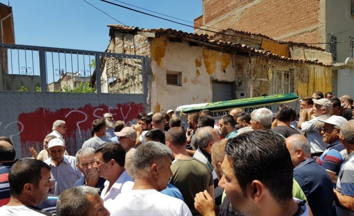 Elektrik Ustası Cem Erli, Önceki Gece Fenalaştı. 25 Yaşındaki Genç