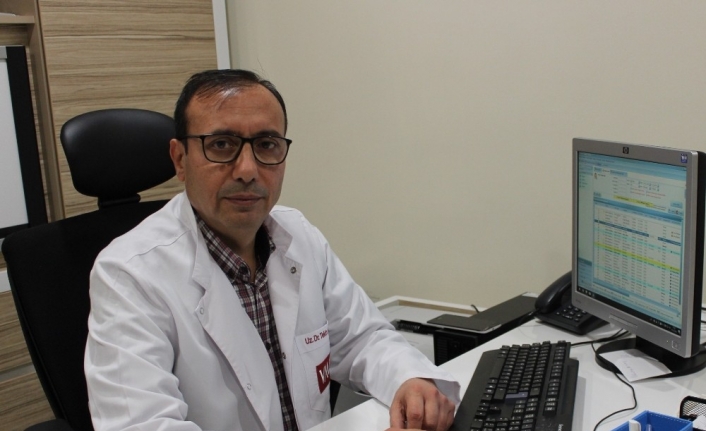 Göğüs Hastalıkları Uzmanı Uzm. Dr. Tekin Atak, uzun süren öksürüklerin