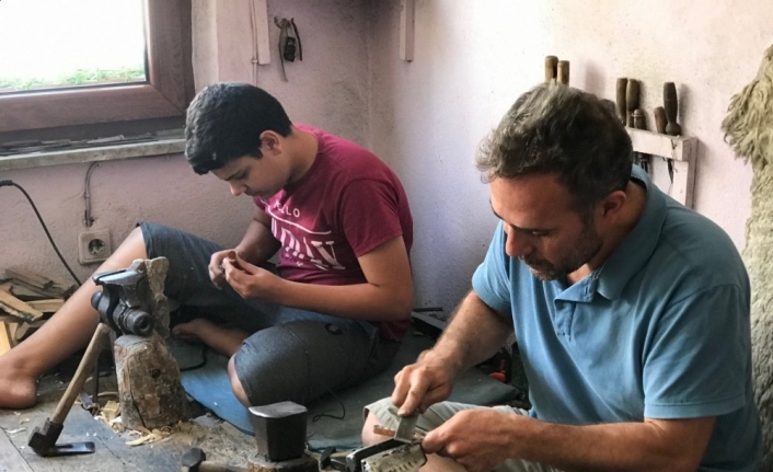  Çanakkale’nin Ayvacık İlçesine Bağlı Babakale Köyünde Tarihi Babakale Bıçaklarını