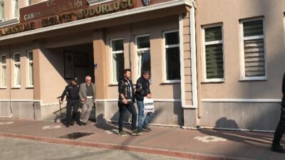  Çanakkale'de, 3 Asırlık Olduğu Belirlenen Osmanlı Hamamında Define Arayan