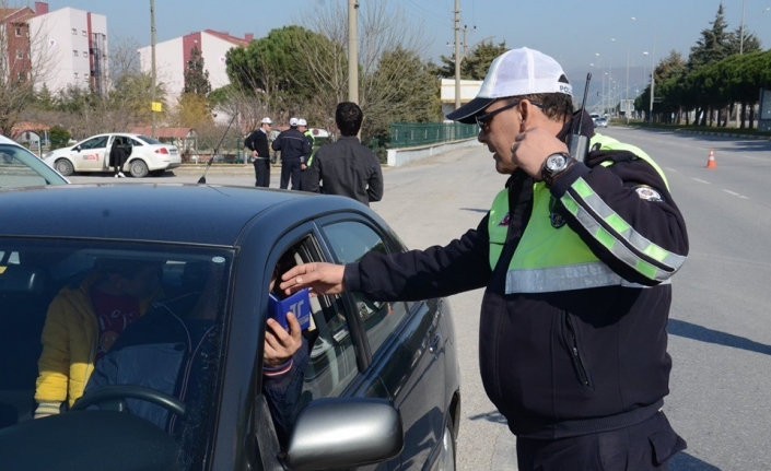 Balıkesir Polisi Son 1 Ayda Suçlulara Ve Düzensiz Göçmen Kaçakçılarına