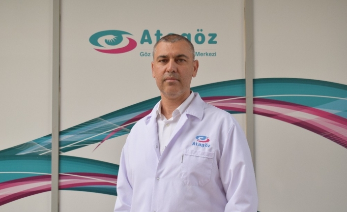  Operasyonu Gerçekleştiren Göz Hastalıkları Uzmanı Op. Dr. Aras Saklamaz