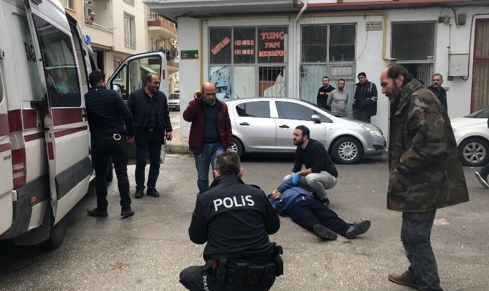 Bursa’nın Gemlik ilçesinde aralarında eskiye dayalı alacak verecek meselesi yüzünden