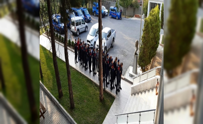  Çanakkale İl Jandarma Komutanlığınca, Organize Mülteci Kaçakçılığı Yapan Suç