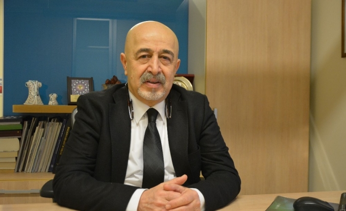 Genel Cerrahi Prof. Dr. Abdullah Zorluoğlu, kolon kanserinden korunmak için