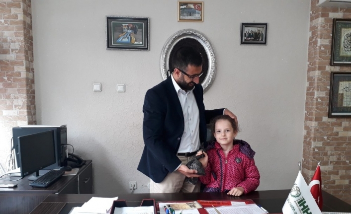 Bursa’nın Orhangazi ilçesinde 5 yaşındaki ana sınıfı öğrencisi Sara Hanzade