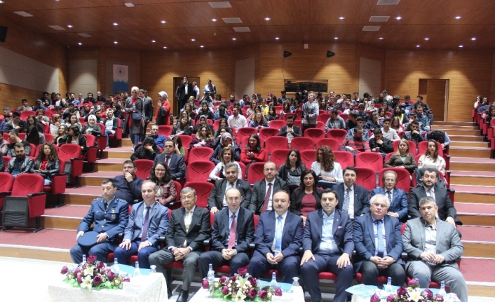 Bandırma Onyedi Eylül Üniversitesi’nin geleneksel hale getirdiği Kariyer Günleri’nin 7.’si