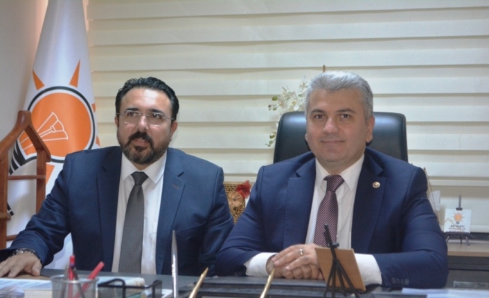  Ak Parti Ayvalık İlçe Başkanı Hakan Kayaalp Ve Ak