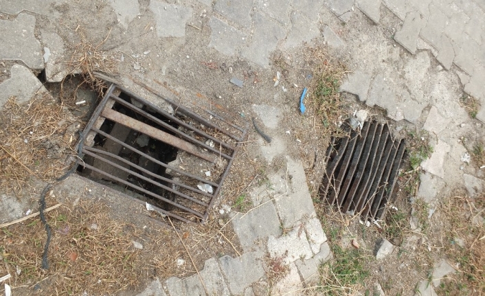  Balıkesir Büyükşehir Belediyesi’ne Bağlı Baski’nin Mahalle Genelinde Tıkalı Halde