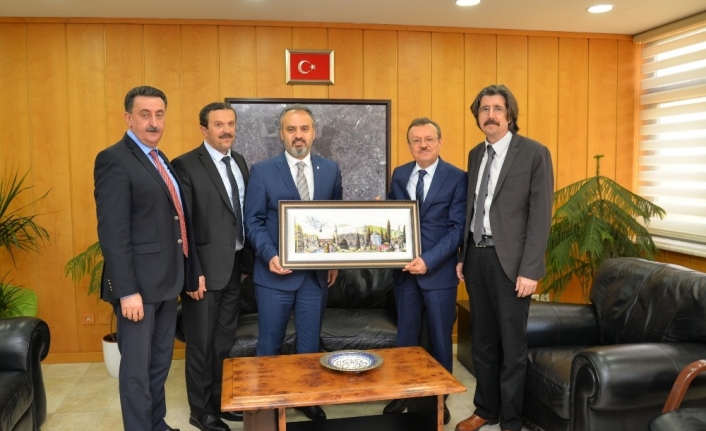 Bursa Büyükşehir Belediye Başkanı Alinur Aktaş, kısa süre önce Cumhurbaşkanı