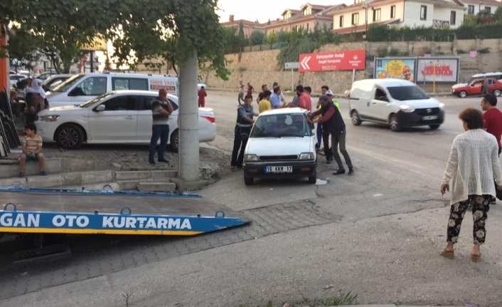  Bursa İnegöl Alanyurt Yolunda Meydana Gelen Kazada İki Kişi