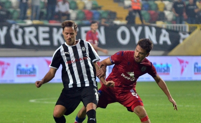  Tff 1. Lig'de Oynanan İzmir Derbisinde Altay, Altınordu'yu 3-0