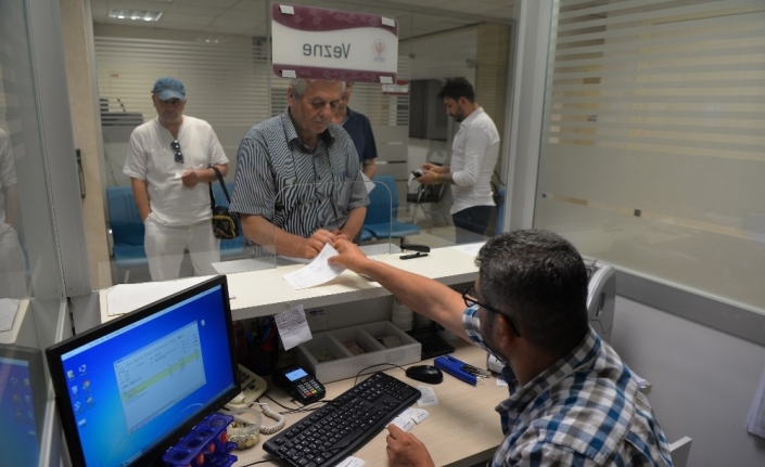 Emlak Vergisi olarak bilinen bina, arsa, arazi gibi gayrimenkul sahibi