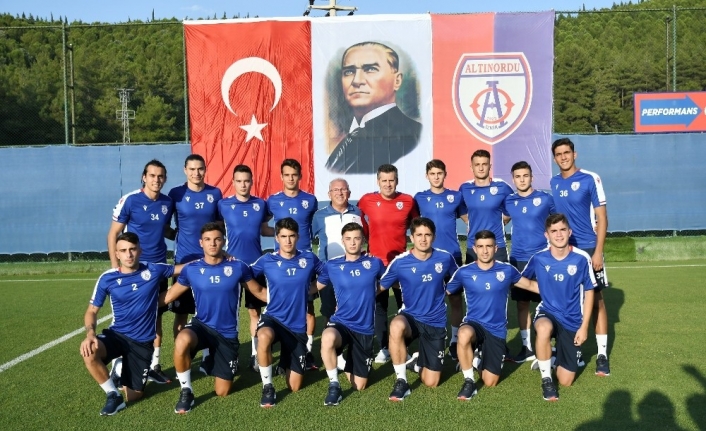  Altınordu Futbol Akademisi Patentli 15 Genç İle Yeni Sezon