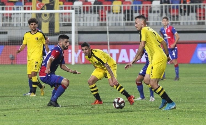  Tff 1. Lig'in 10. Haftasında Sahasında İstanbulspor'la 1-1 Berabere