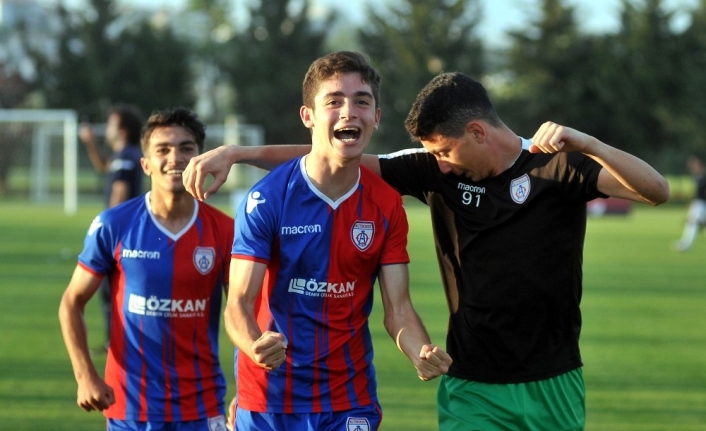 Spor Toto 1. Lig Ekiplerinden Altınordu, 15 Yaşındaki Burak