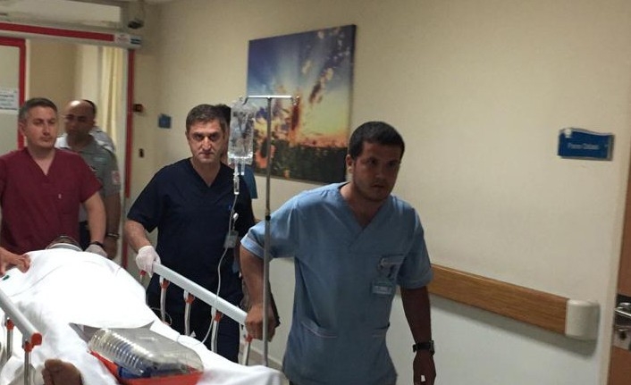 Bursa'nın Kestel İlçesinde Arkadaşlar Arasında Çikan Kavgada Bir Kişi Silahla