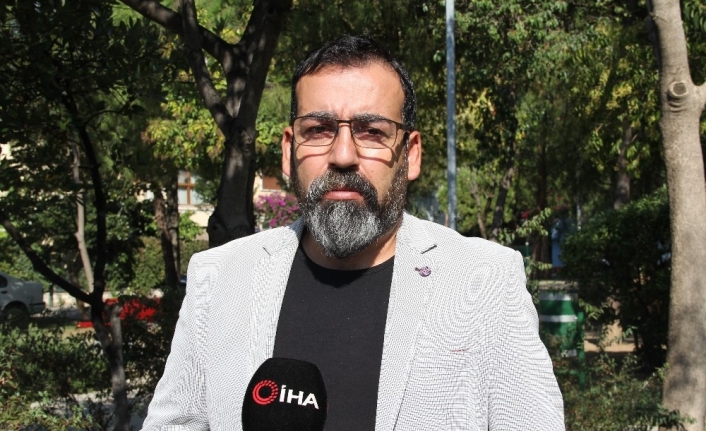 İzmir’de ‘ayaklı İşkur’ Lakabıyla Tanınan İlhan Baran, Sosyal Medya