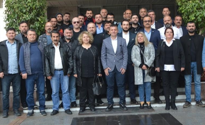  Ayvalık Mhp'nin Yeni Yönetimi