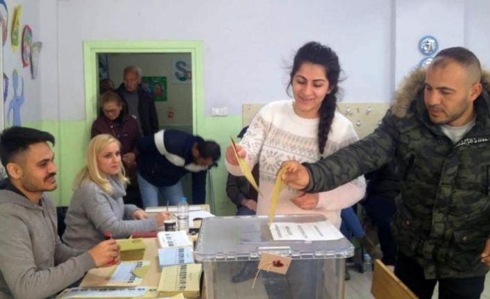 Yerel seçimler yurt genelinde olduğu gibi Balıkesir’in Ayvalık ilçesinde de
