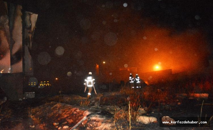  – Ünlü iş adamının damadının fabrikası yandı     – Ayvalık’ta