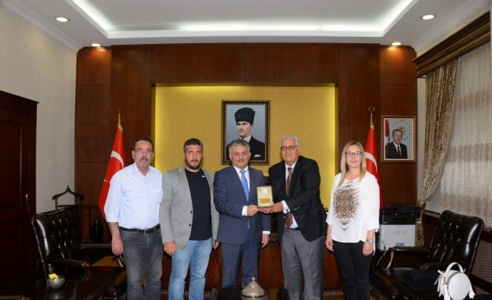 Balıkesir’in Ayvalık ilçesinde; Ayvalık Esnaf ve Sanatlarlar Odası öncülüğünde, bu
