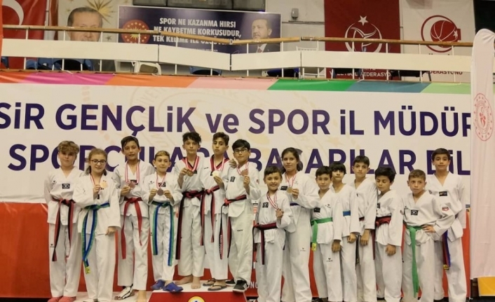  Başarıya Doymadılar