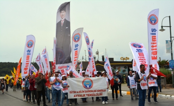 Balıkesir’in Ayvalık ilçesinde; ’1 Mayıs Emek ve Dayanışma Günü’ büyük