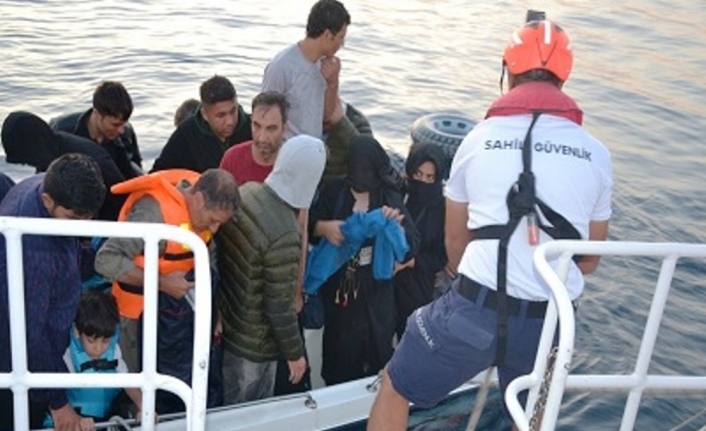  Balıkesir’in Ayvalık İlçesinde 22 Afganistan Uyruklu Düzensiz Göçmen Sahil