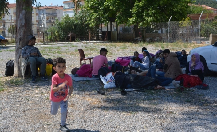 Balıkesir’in Ayvalık ilçesinde, yasadışı yollarla Yunanistan’ın Midilli Adası’na gitmeye çalışan