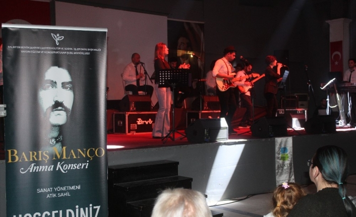 Barış Manço, Balıkesir’in Ayvalık ilçesinde anıldı.Anadolu Rock Müziği’nin efsane ismi