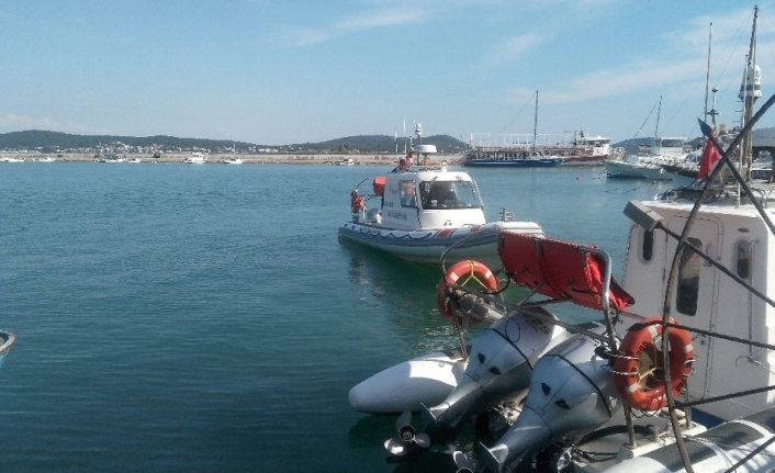 Balıkesir’in Ayvalık ilçesi açıklarında Yunanistan’ın Midilli Adası’na geçmek isteyen düzensiz