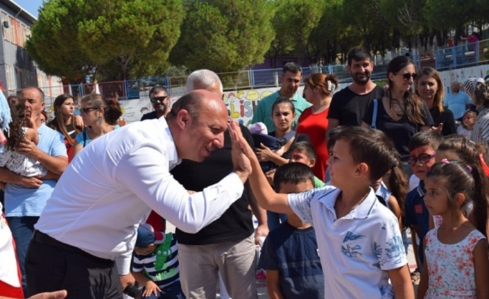  Ayvalık İlçe Milli Eğitim Müdürü Güner Bahadır