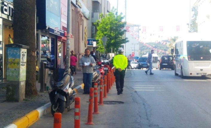 Balıkesir’in Ayvalık ilçesinde; İlçe Emniyet Müdürlüğü bünyesindeki Trafik Denetleme Büro