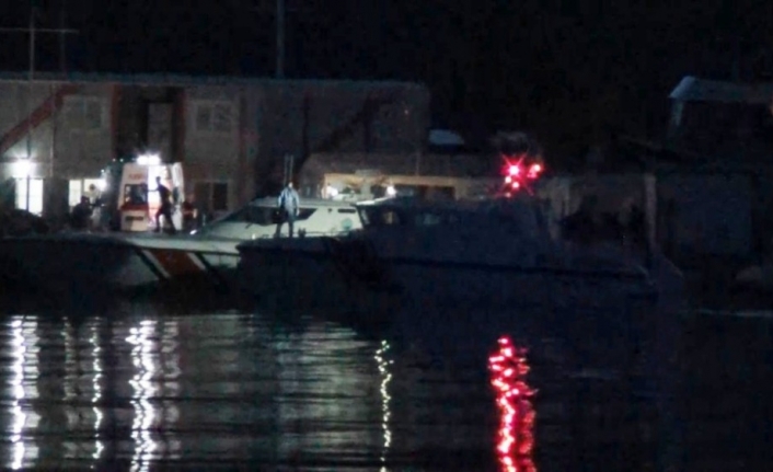 Balıkesir’in Ayvalık ilçesinde, yasadışı yollarla Yunanistan’ın Midilli Adası’na gitmek isteyen
