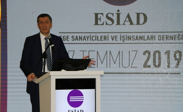  İzmir’in Çeşme İlçesinde Ege Sanayici Ve İş İnsanlari Derneği