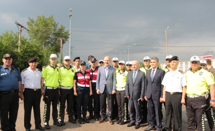 İçişleri Bakanı Süleyman Soylu Ramazan Bayramı öncesinde trafikte yoğunluk yaşanan