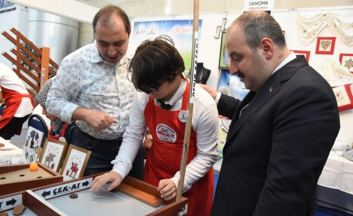  Maktek Fuarı’nın Açılış Törenin Ardından Stantları Gezen Sanayi Ve