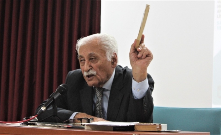  Dilde Tasfiyeciliği Tenkit Eden Şair Ve Yazar Yavuz Bülent