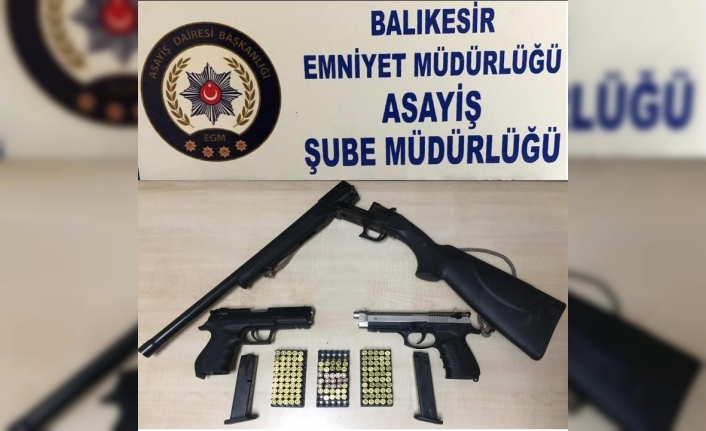 Balıkesir'de Polis Son 24 Saat İçinde İl Genelinde Yaptığı Uygulamalarda