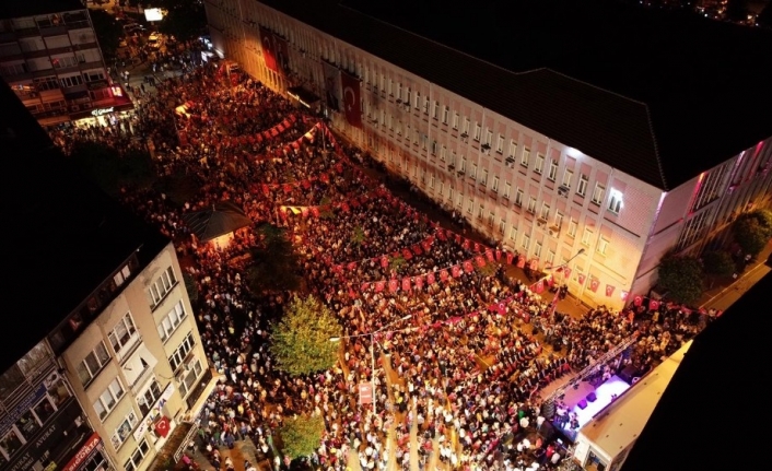Balıkesir'de 15 Temmuz Demokrasi Ve Milli Birlik Günü Dolayısıyla Düzenlenen