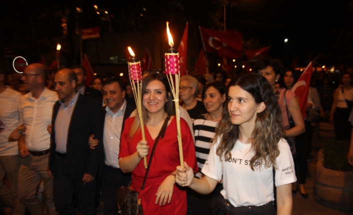 19 Mayıs Gençlik ve Spor Bayramı’nda Balıkesir’de Pamela coşkusu yaşandı.
Tren